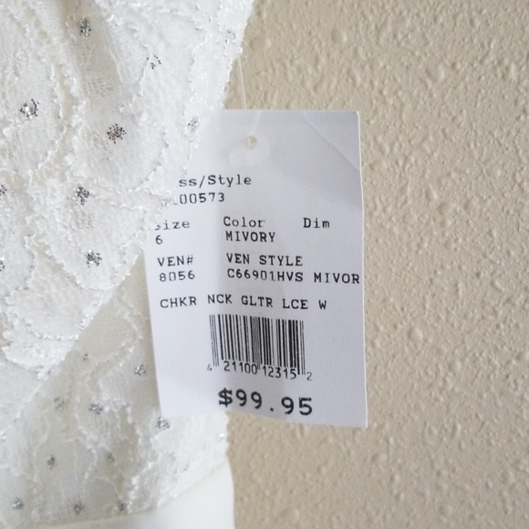 David's Bridal Ivory party dress - Picture 3 of 4